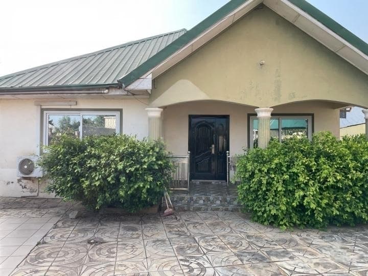 2 bedroom furnished townhouse for rent at Oyarifa Rd - 2 bedroom House in Greater Accra, Oyarifa - Rent